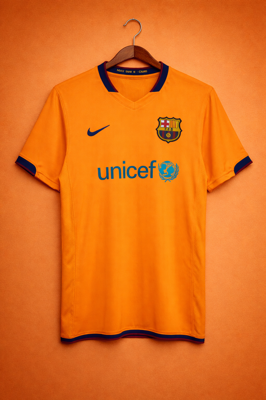 Camiseta réplica retro de FC Barcelona temporada 06-07 visitante