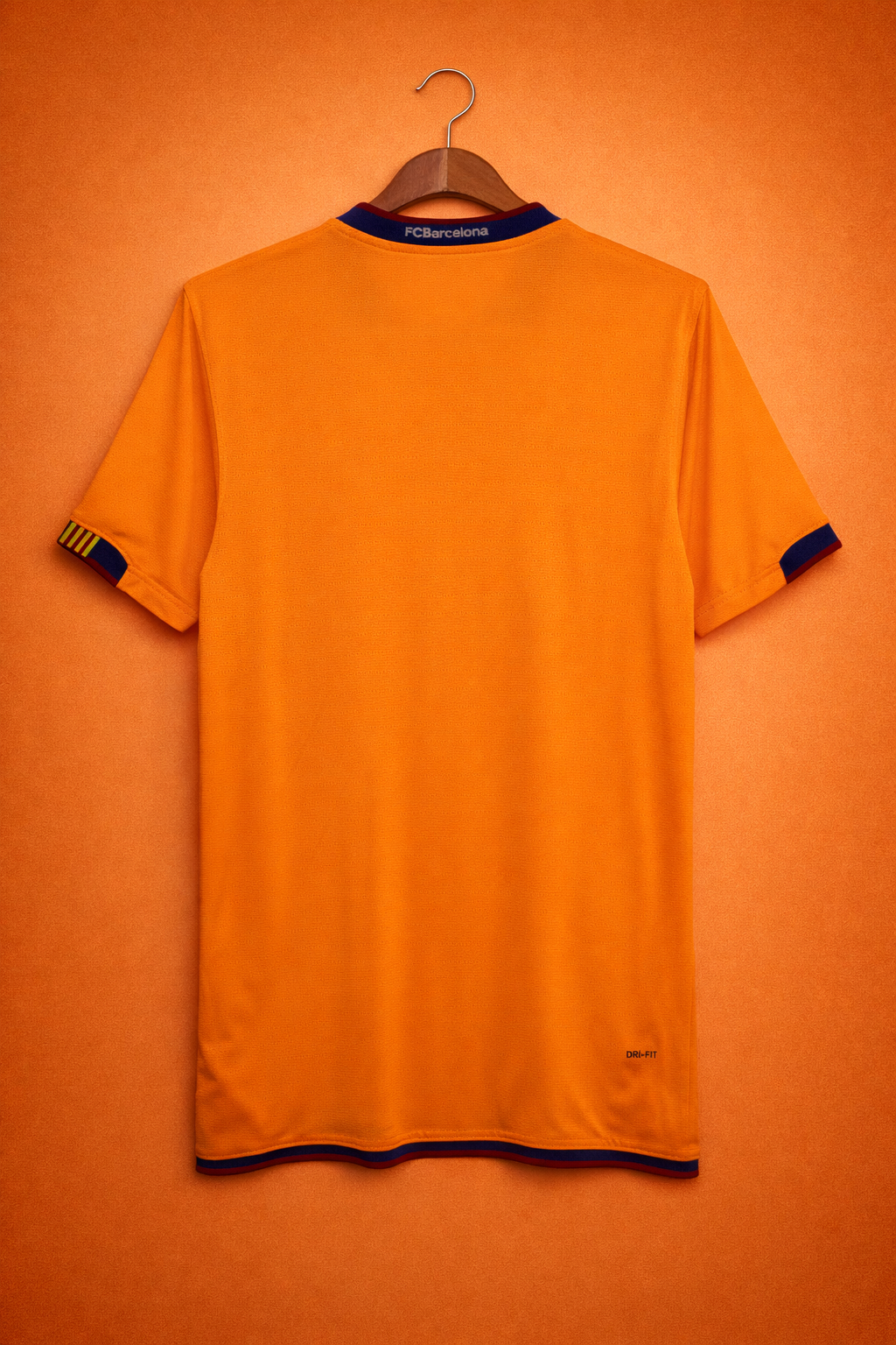 Camiseta réplica retro de FC Barcelona temporada 06-07 visitante