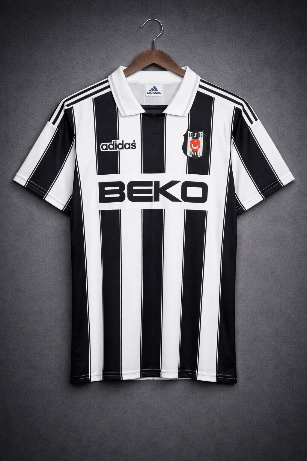 Camiseta réplica retro de Besitkas 96-97