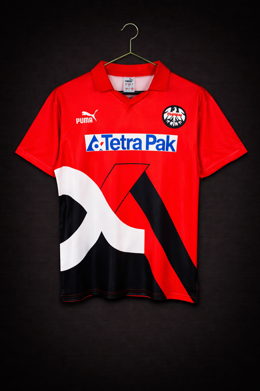 Camiseta réplica retro de Eintrach de Frankfurt temporada 93-95