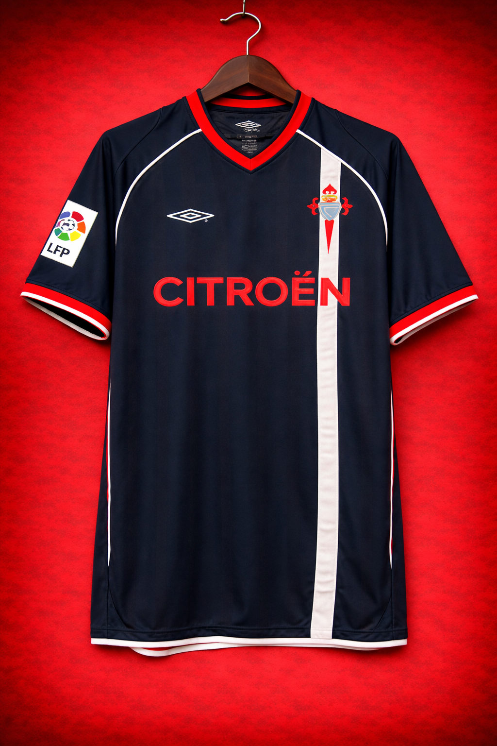 Camiseta réplica retro de Celta de Vigo temporada 01-02 tercera